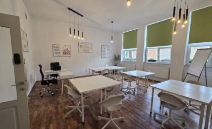 De ce să alegi un spațiu de coworking în Mediaș și nu munca de acasă
